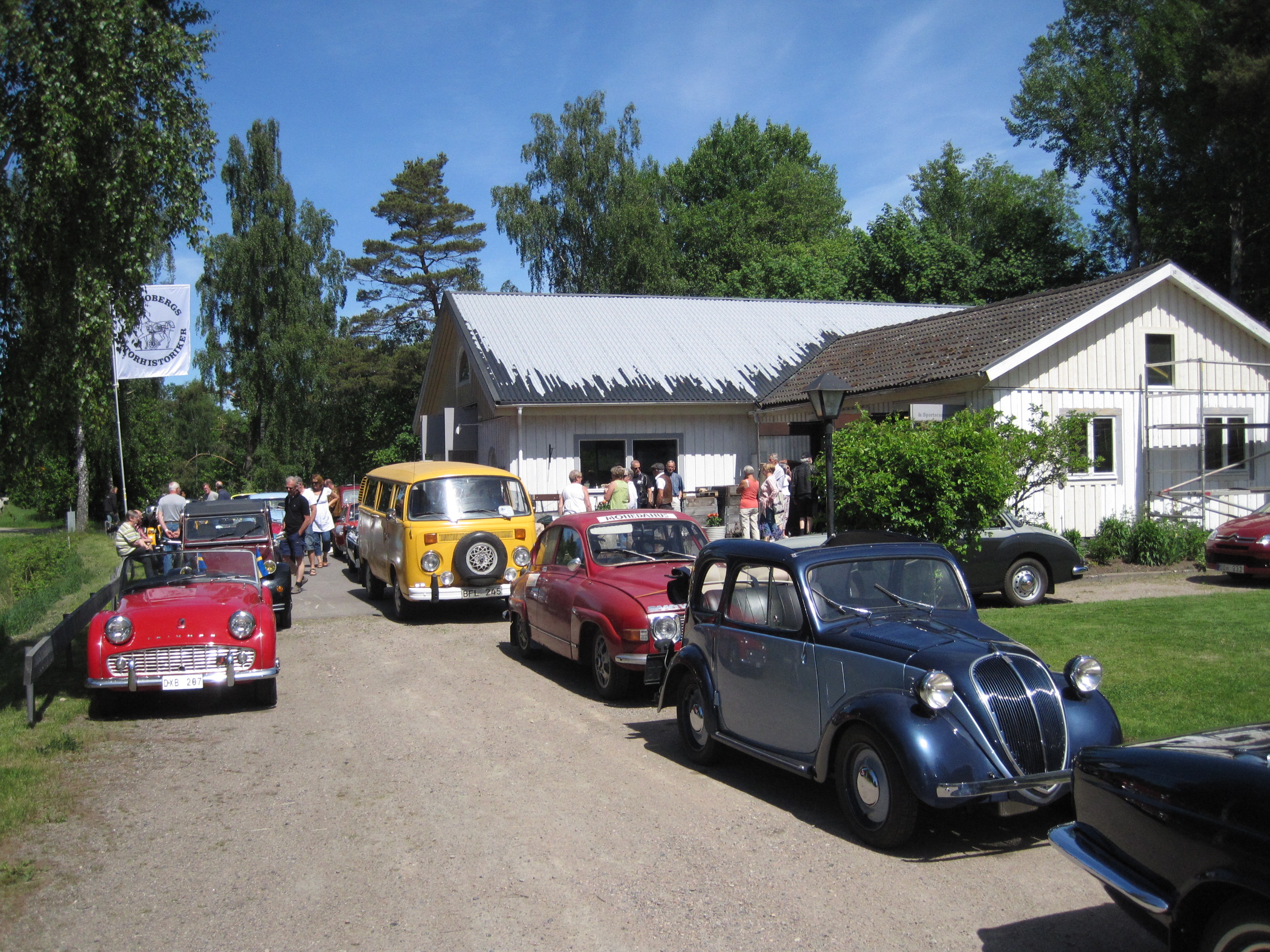 Vid starten hos Roy Palm i skön sommarvärme